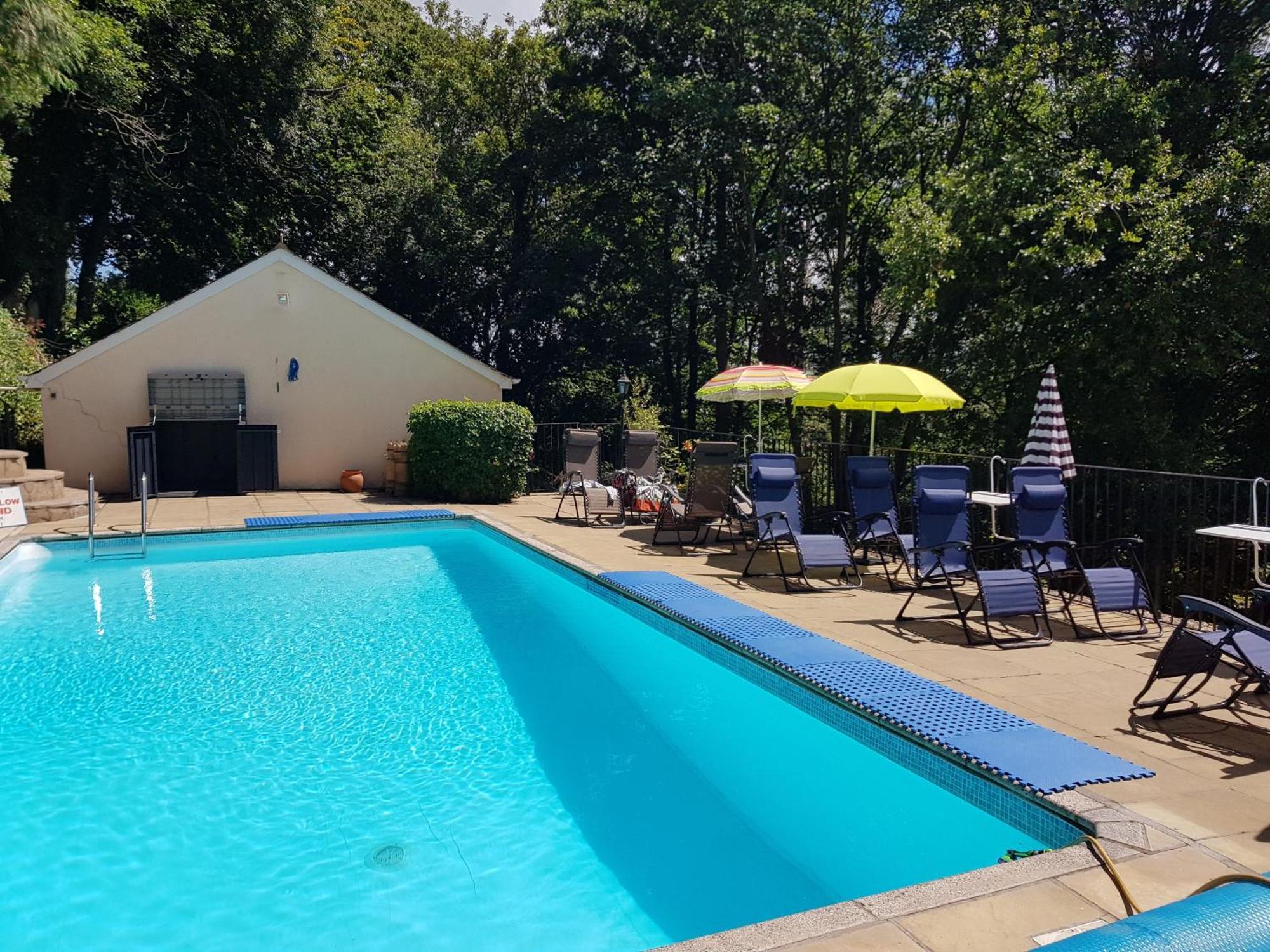 Apartamento Woodside Ash Hot Tub & Pool Bideford Exterior foto